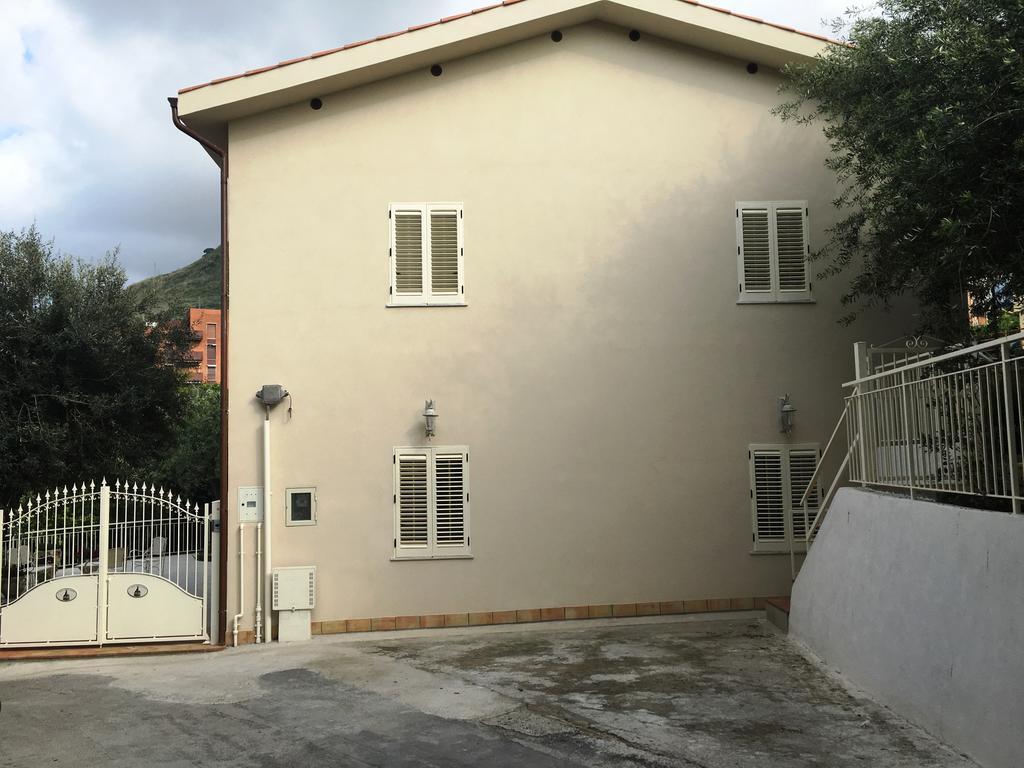 A Casa Della Nonna Bed & Breakfast Cefalu Luaran gambar