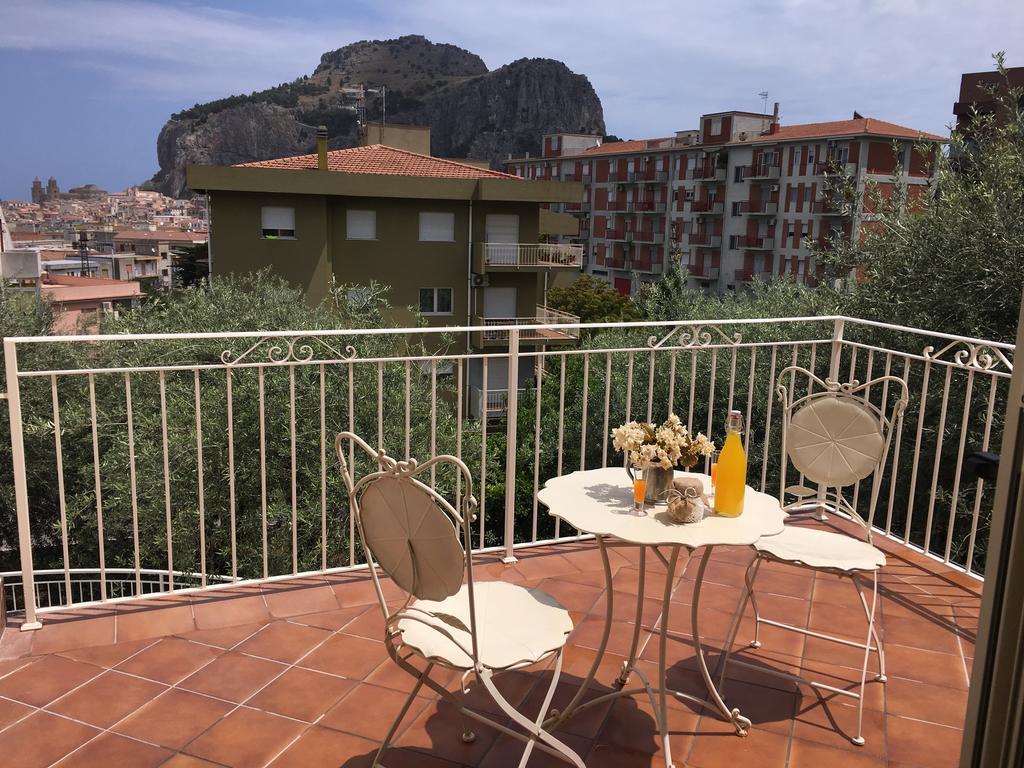 A Casa Della Nonna Bed & Breakfast Cefalu Luaran gambar